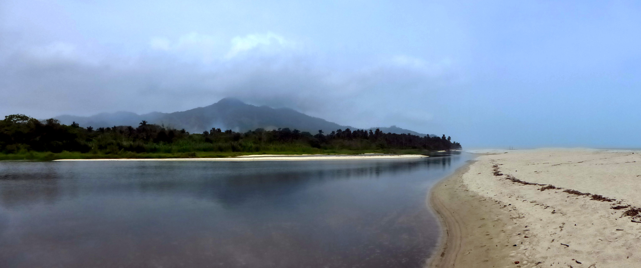 Donde el río se encuentra con el mar.